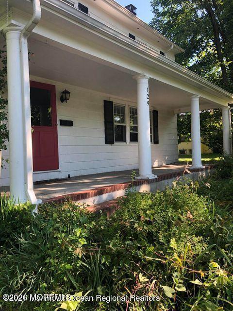 Building Photo - 129 Rumson Rd