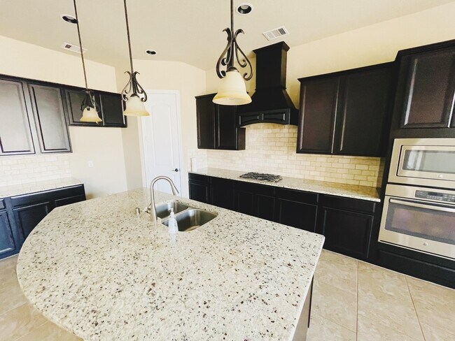 Building Photo - 24518 Ali Creek Ct