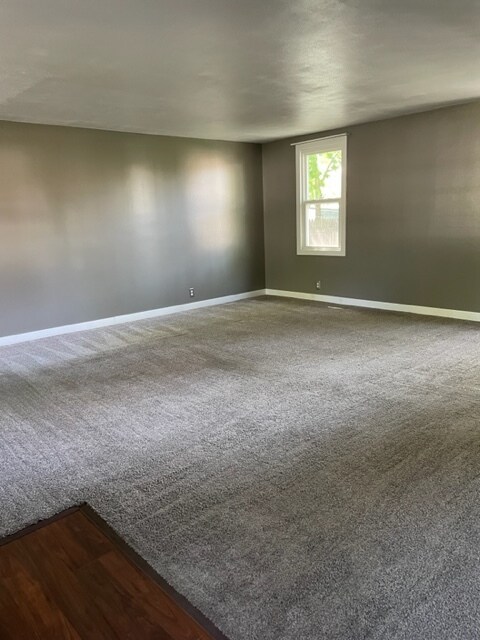 Building Photo - 417 W Hanover St