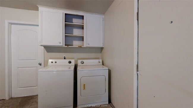 Building Photo - 1417 Antone Ct