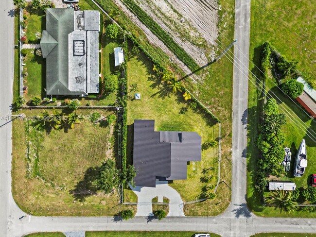 Building Photo - 22451 SW 118th Ave