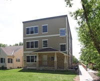 Building Photo - 1716 Rollins Ave SE