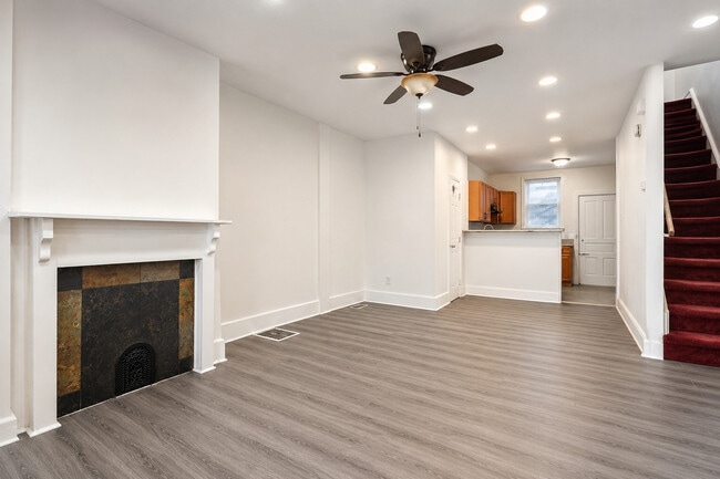 Building Photo - 45 N Lindenwood St