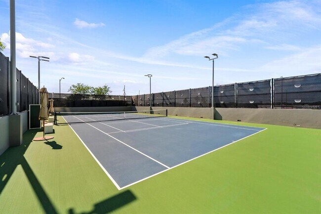 Building Photo - 3015 S Ysabella Ave