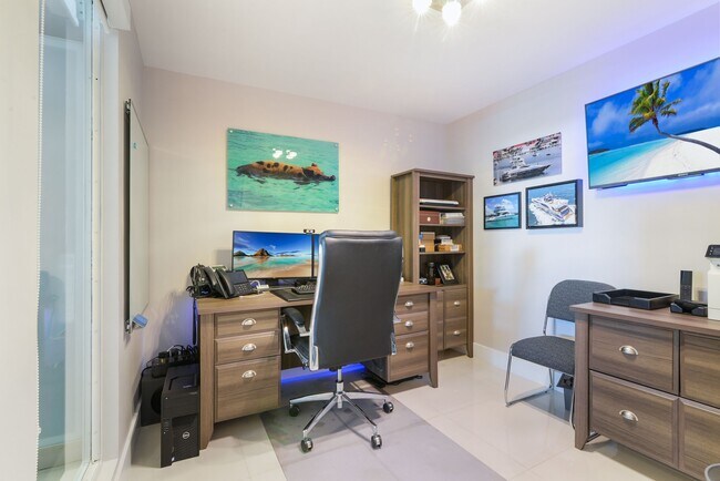 Building Photo - 2950 NE 188th St