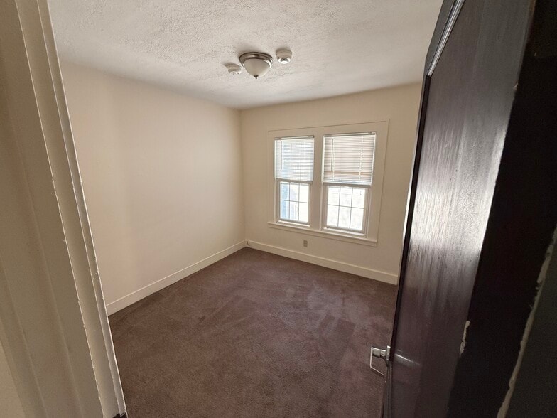 Bedroom 3 - 225 Wilmore Pl