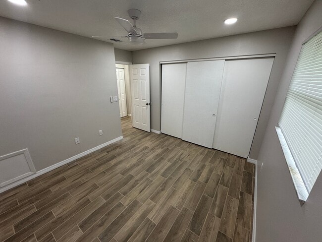 Building Photo - 21514 Campbell Dr