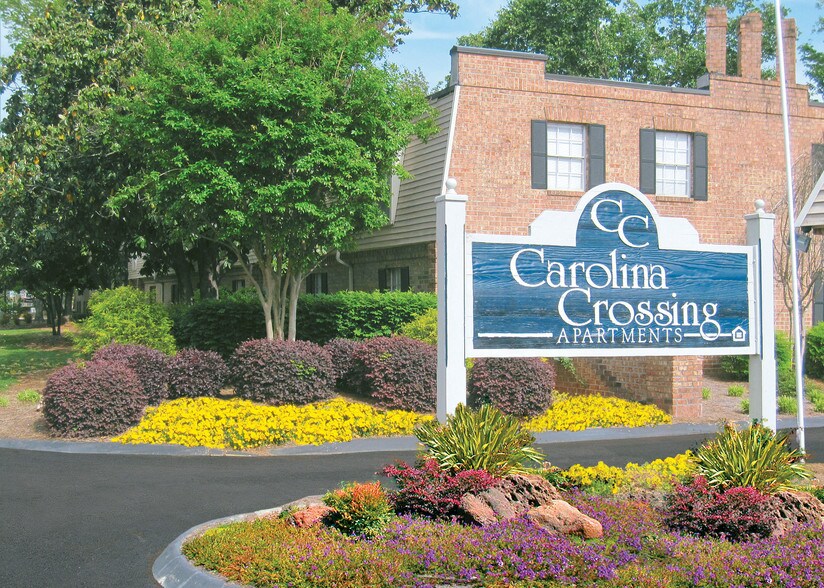 Carolina Crossing 702 Edwards Rd Greenville SC 29615 Apartment Finder