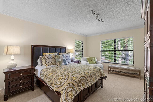 Building Photo - 2835 Polo Island Dr