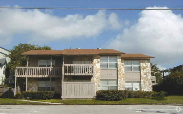 Primary Photo - 5944 Danny Kaye Dr