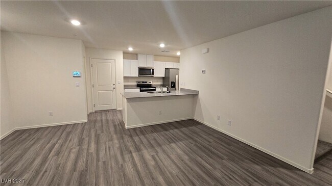 Building Photo - 4850 Orchid Rdg Ave