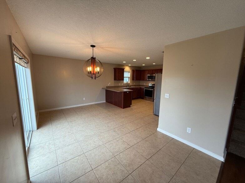 Building Photo - 3929 Stanton Hall Pkwy