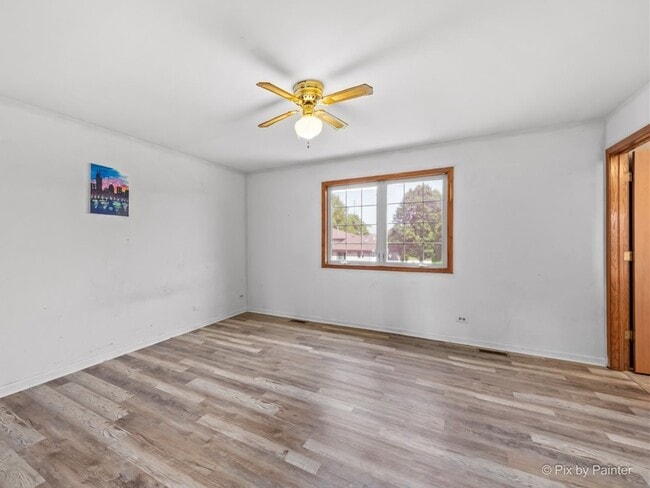 Building Photo - 646 Otter Way