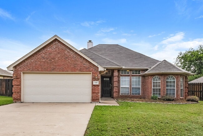 Building Photo - 1120 Highcrest Dr