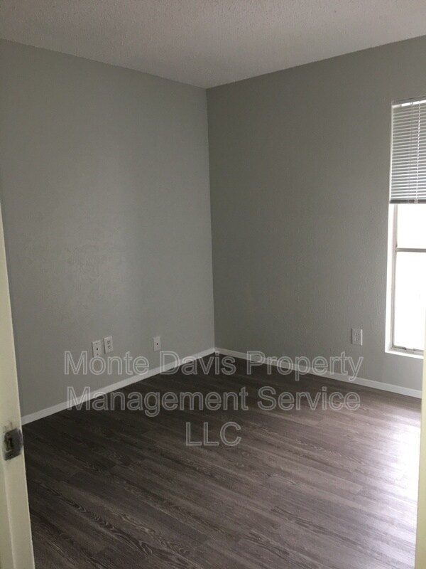 Building Photo - 11800 Alpheus Ave