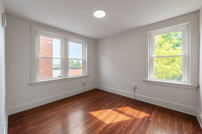Building Photo - Coming Soon: 2BR Apartment – ETA 10/1/25