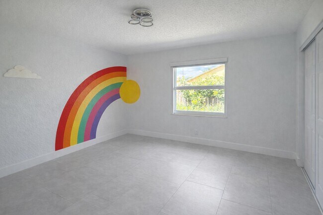 Building Photo - 149 Ponce De Leon St