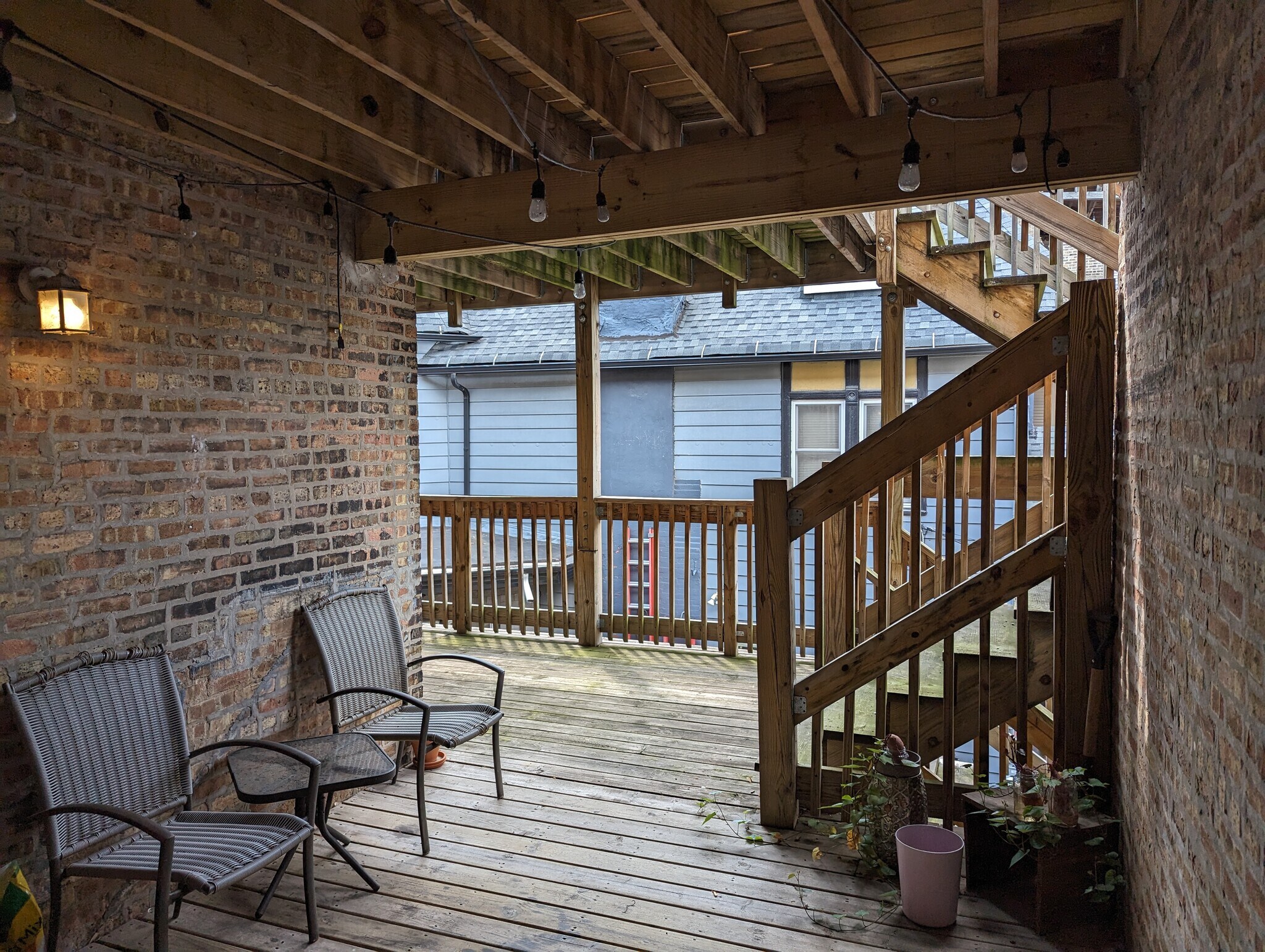 Building Photo - 3808 N Marshfield Ave