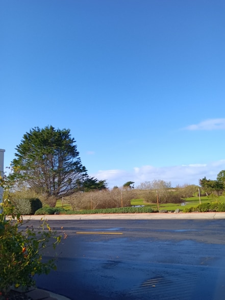 Building Photo - 319 CA-1