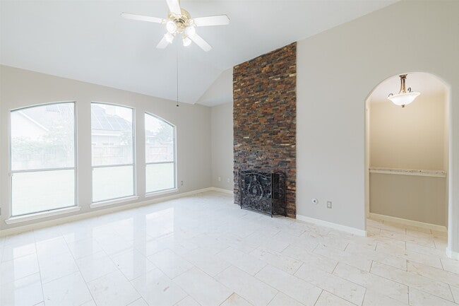 Building Photo - 20314 Nellie Gail Trail Ln