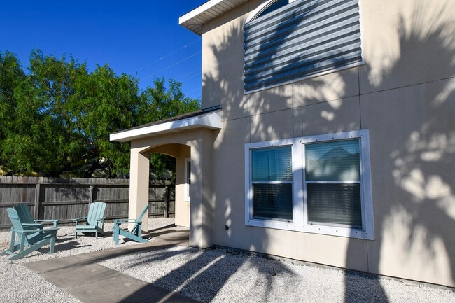 Building Photo - 14861 S Padre Island Dr
