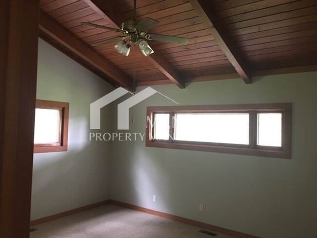 Building Photo - 3 bedroom Craftsman Home near Narrows & Uptown