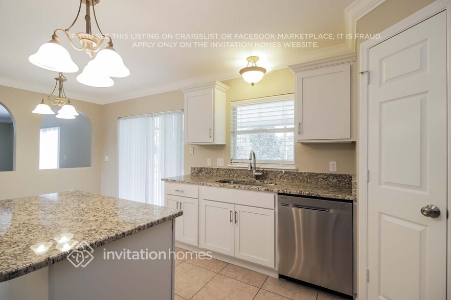 Building Photo - 1651 Corner Meadow Cir