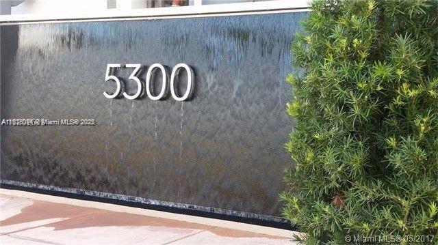 Building Photo - 5300 Paseo Blvd