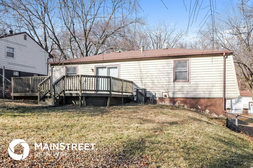 Building Photo - 6469 NW 49th St