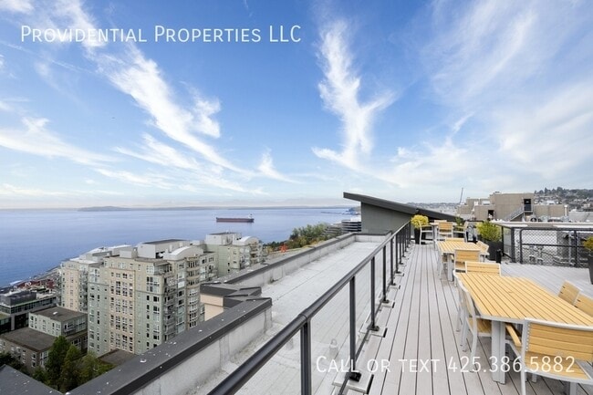 Building Photo - 2721 1st Ave