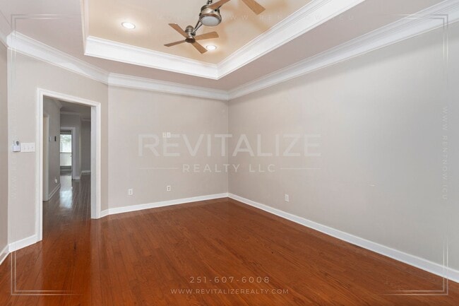 Building Photo - 3 Bed 3 Bath Townhome in West Mobile
