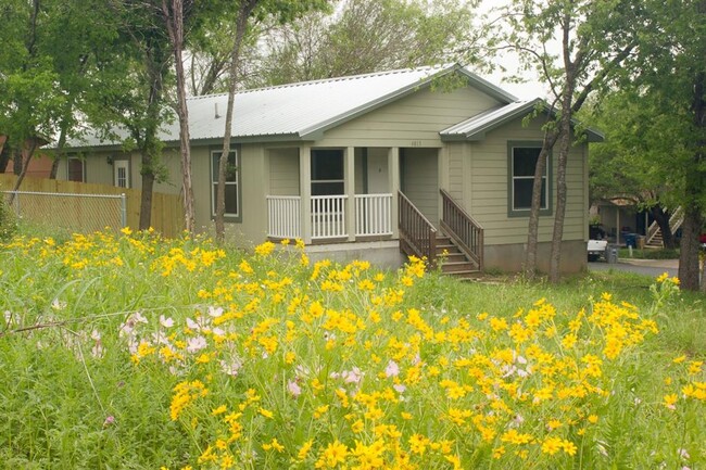 Building Photo - 4813 Brook Creek Cove