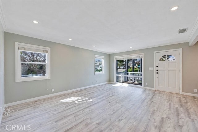Building Photo - 620 Pepperwood Dr