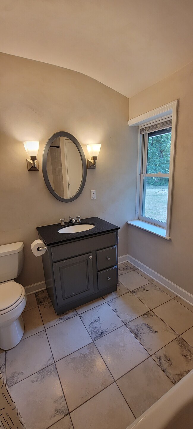 Building Photo - 19101 Delton Ave