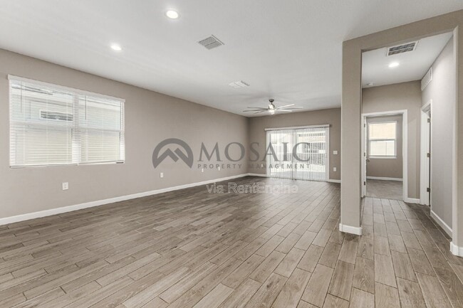 Building Photo - 12116 W Wier Ave
