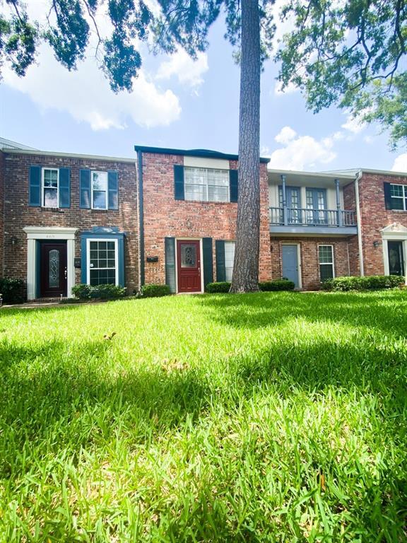 Building Photo - 471 Bendwood Dr