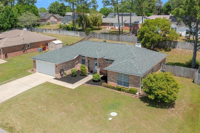 Building Photo - 1236 Northview Dr