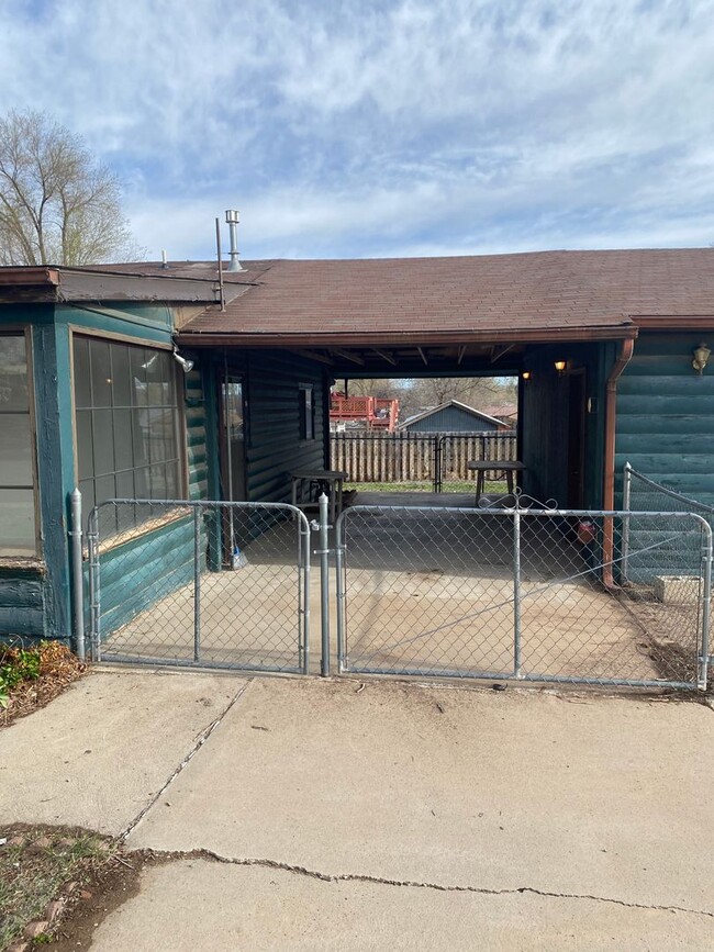 Primary Photo - Large corner lot north of town