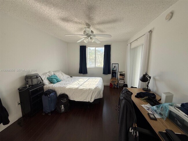 Building Photo - 2600 S University Dr