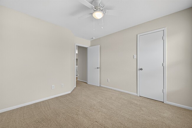 Building Photo - 20123 Windy Stone Dr