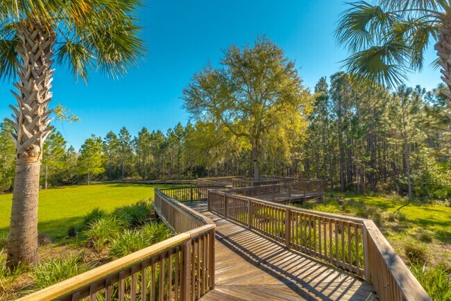 Building Photo - Dog-Friendly Laureate Park Home | 3 Bedrooms + Office Near Trails
