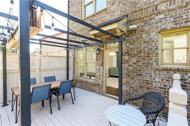 Building Photo - 3130 Chestnut Woods Dr