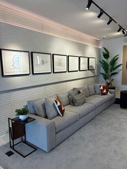 Building Photo - 1408 Brickell Bay Dr