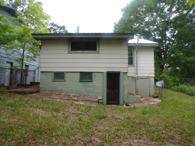 Building Photo - 116 Avalon Ave
