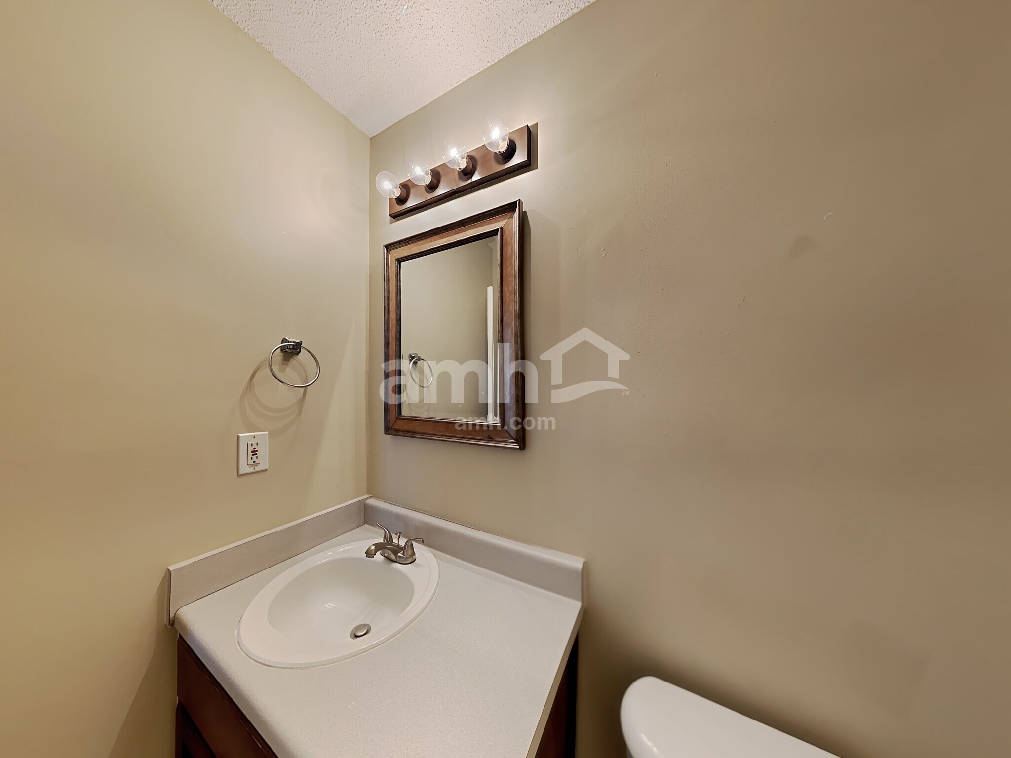 Building Photo - 1515 Morning Glory Way