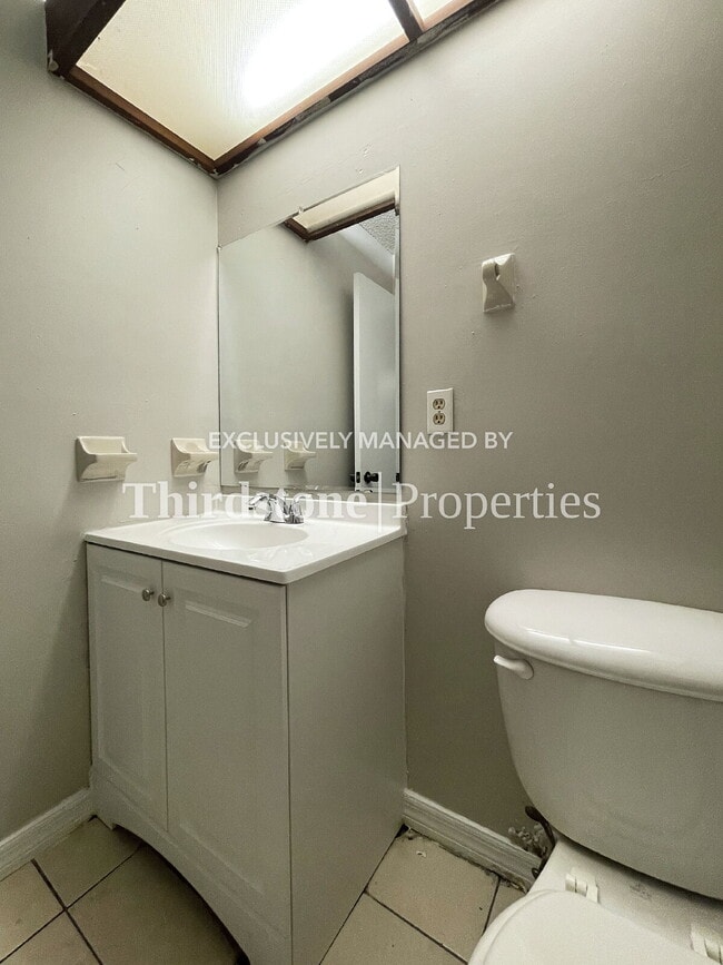 Building Photo - 5143 Indian Lakes Ct