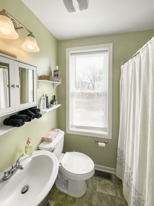 Building Photo - Updated single-family home in the heart of...