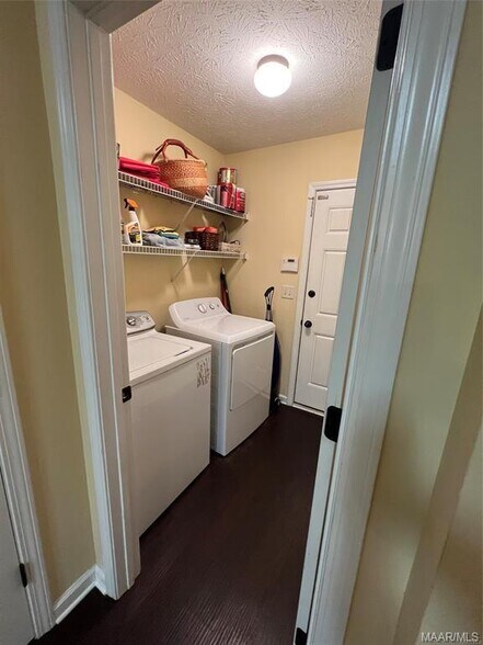 Building Photo - 9713 Silver Bell Ct