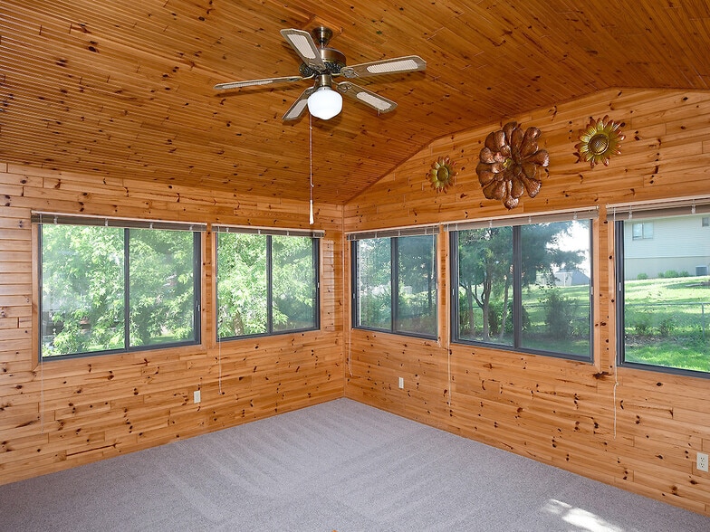 Building Photo - 14028 Madison Cir