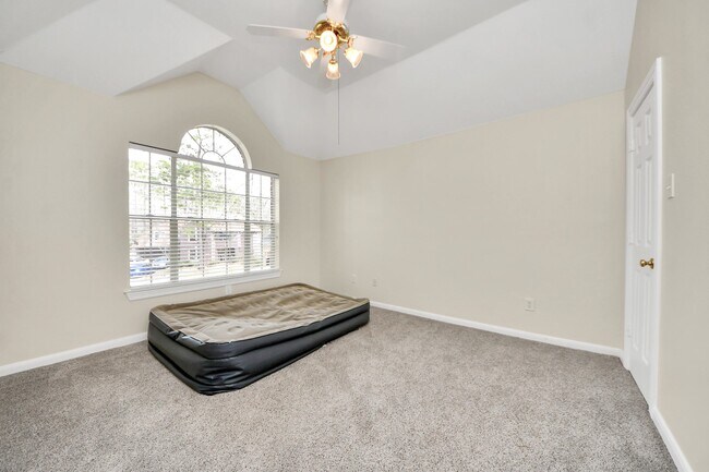 Building Photo - 4534 Mulberry Park Ln